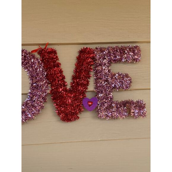 20” Red Pink Tinsel LOVE Valentines Day Wreath Door Hanger Swag Wall Decor - Picture 4 of 9